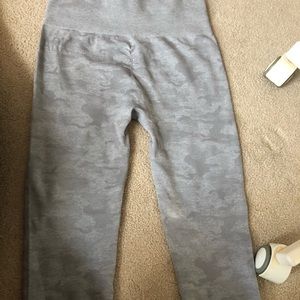 Gymshark Camo Lilac Grey